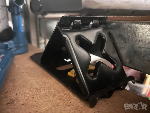 A9065800018 Оригинален Mercedes Sprinter Крик Бутилков за бус, снимка 3 - Части - 50393547