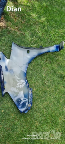 Продавам преден десен калник Toyota  Verso, снимка 6 - Части - 53558117