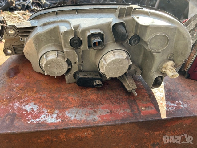 десен фар и огледала за KIA Carnival 2001-2005 ляво дясно огледало, снимка 3 - Части - 54173362