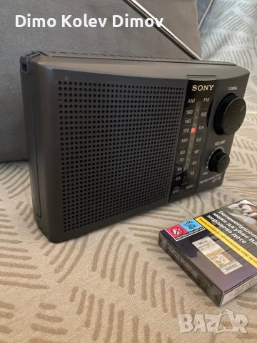 SONY ICF 18, Ново Радио, Транзистор. RARE!, снимка 3 - Ресийвъри, усилватели, смесителни пултове - 50923834