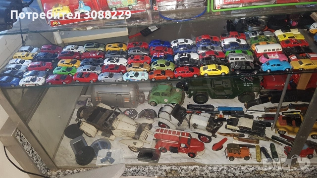 стари играчки от соца, снимка 11 - Коли, камиони, мотори, писти - 53139920