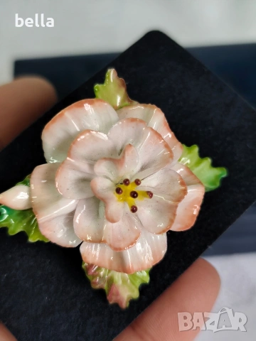 Винтидж порцеланова брошка COALPORT (1960-те), снимка 5 - Антикварни и старинни предмети - 53654049