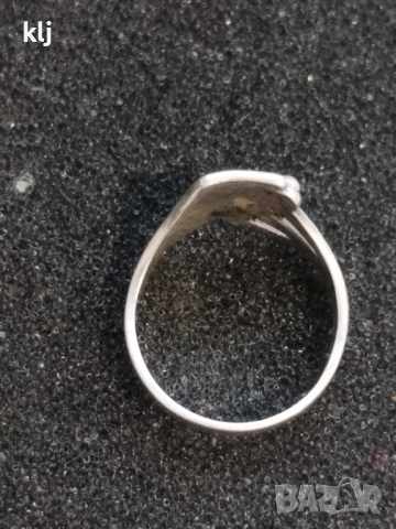 Дамски сребърен пръстен , снимка 3 - Пръстени - 45021101