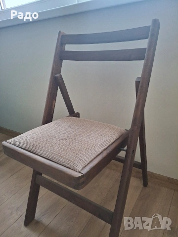 Дървен сгаваем стил с тапицерия 