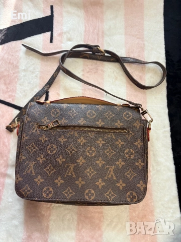 Оригинална чанта Louis Vitton с код , снимка 2 - Чанти - 54245813