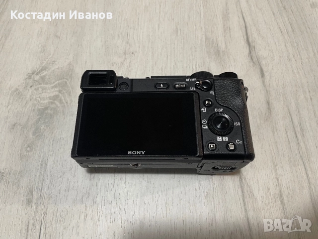 Sony a6400 и обектив OSS FE 28-70mm, f / 3.5-5.6, снимка 3 - Фотоапарати - 52898764