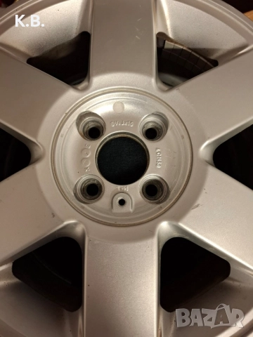 продавам комплект алуминиеви джанти 16 цола марка Renault , снимка 2 - Гуми и джанти - 51884961