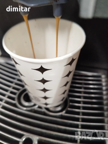 Кафе автомат за търговски цели Saeco ROYAL PROFESSIONAL , снимка 5 - Кафемашини - 53454227