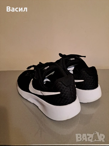 Детски маратонки Nike 32', снимка 4 - Детски маратонки - 54045525