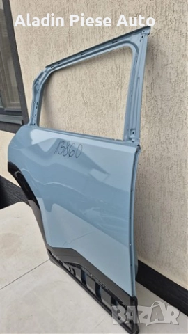 Задна дясна врата Kia EV4 година 2024 2025 2026, снимка 5 - Аксесоари и консумативи - 52836628