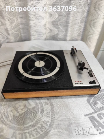 ретро грамофон Philips 