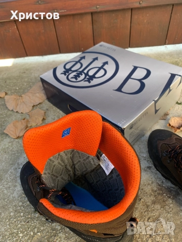 Обувки за туризъм и лов, снимка 3 - Мъжки боти - 52811278