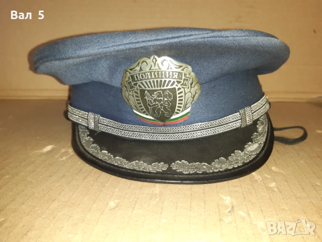 Стара полицейска фуражка