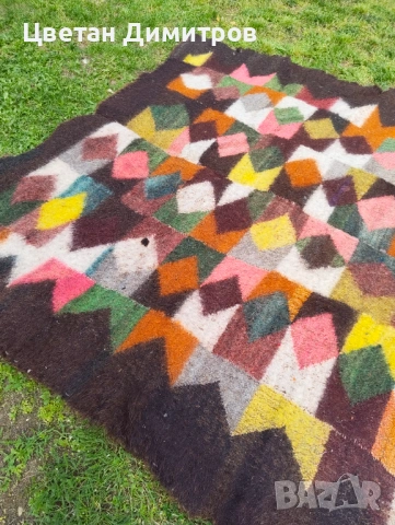 АНТИКВАРЕН ръчно тъкан вълнен килим/козяк, снимка 6 - Антикварни и старинни предмети - 54156752