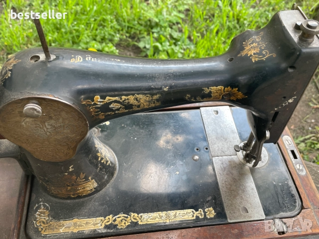 Шевна машина Singer , снимка 2 - Други стоки за дома - 52198085