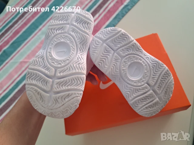 Бебешки маратонки NIKE, снимка 5 - Бебешки обувки - 50589860