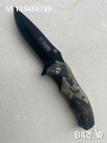 Сгъваем полуавтоматичен нож Columbia / 80х195см / , маскировъчен