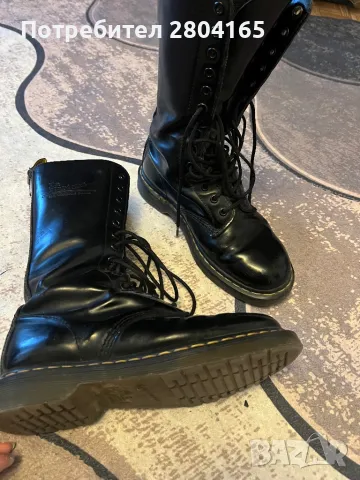 Кубинки Dr Martens , снимка 2 - Дамски боти - 48380931