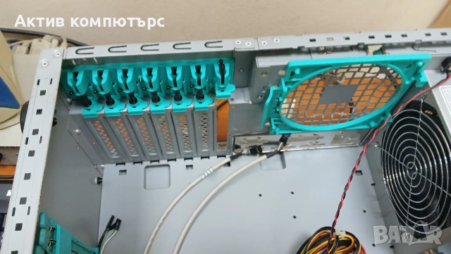 Кутия за компютър CHENBRO PC61166 Зелен /350W FSP, снимка 4 - Захранвания и кутии - 53826780