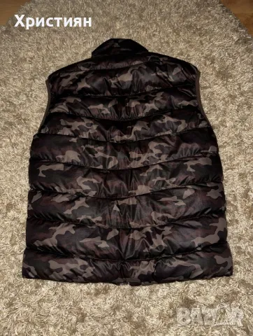 ОРИГИНАЛЕН  Moncler елек, снимка 2 - Якета - 47088543