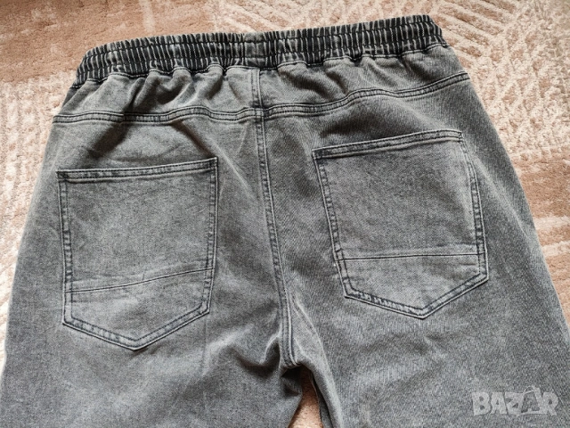 Сив, дънков джогър Sinsay, № 34 (L), снимка 2 - Дънки - 54025545