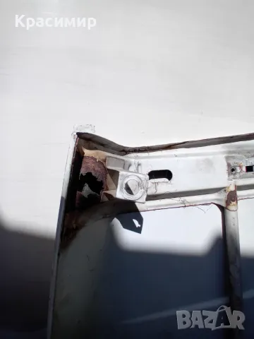 Капак за бус мерцедес 310,410, снимка 2 - Части - 50274073