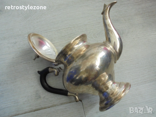 № 8217 Стар метален чайник с елегантна дръжка, снимка 3 - Други ценни предмети - 51502130