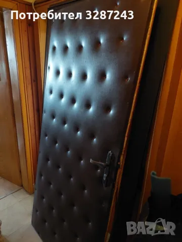 Продавам входна врата