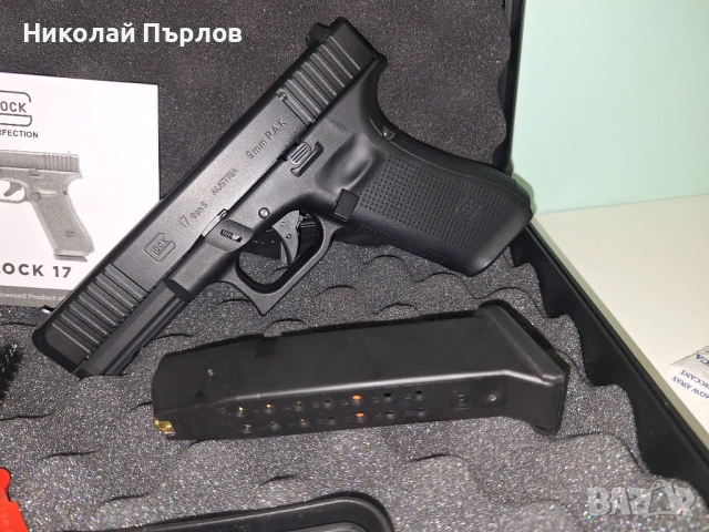 Газов пистолет Umarex Glock 17 Gen5 BLK 9mm P.A.K 17R, снимка 4 - Газово оръжие - 54303589