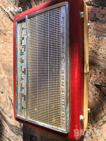 Vintage KofferRadio Nordmende Stradella, снимка 7 - Радиокасетофони, транзистори - 49894929