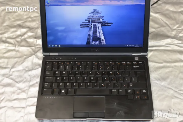 Лаптоп Dell Latitude E6230 12,5 Инча I5 3340 5 GB DDR3 Батерия и зарядно, снимка 1 - Лаптопи за работа - 49438784