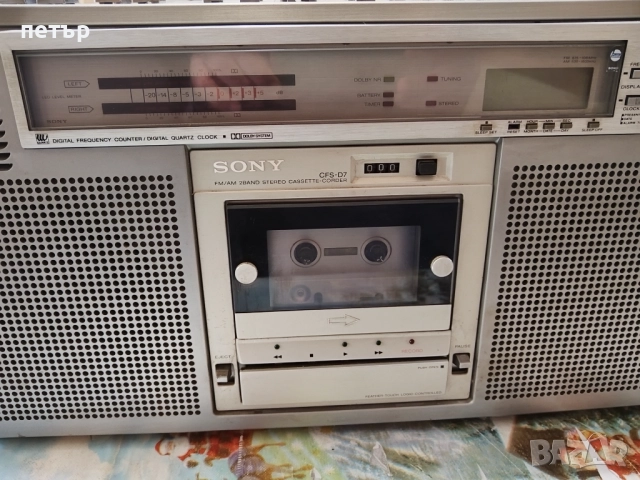 Касетофон Сони, снимка 2 - Радиокасетофони, транзистори - 52868179