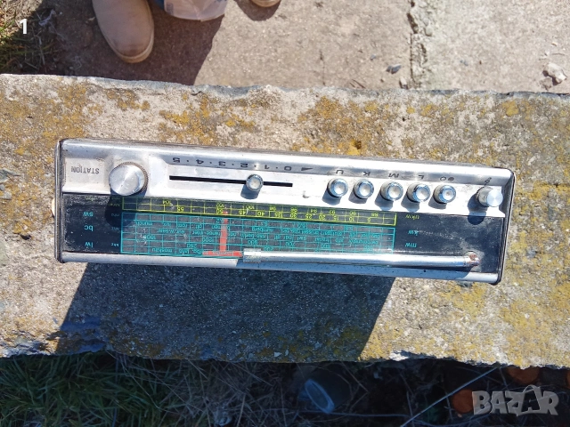 Ретро радио Universum, снимка 7 - Радиокасетофони, транзистори - 53746756