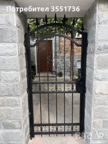 Огради,парапети, портали,навеси, гаражи и други  от ковано,гладко желязо и ламели , снимка 7 - Гаражни врати - 53721056