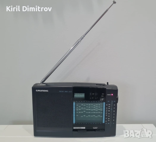 Grundig Yacht Boy 217 – всевълново радио с калъф
