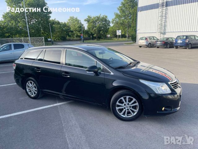 Toyota Avensis 2.0 126кс, снимка 7 - Автомобили и джипове - 46130180