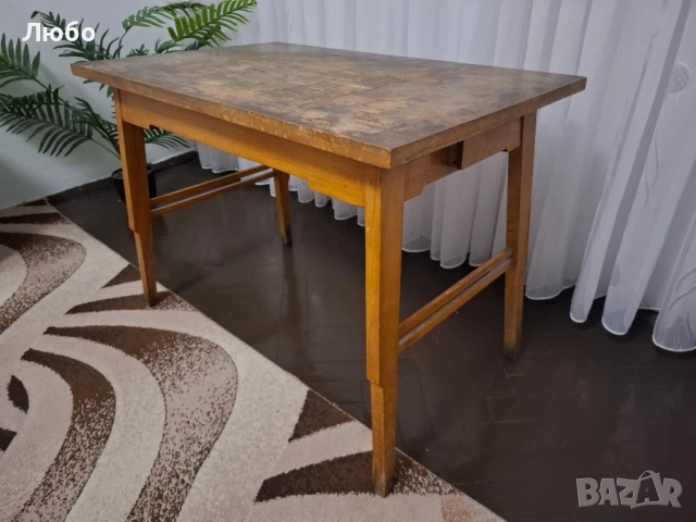 Старинна маса за шах, снимка 1