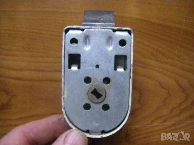 Вътрешна заключалка за входна врата, снимка 4 - Входни врати - 47122200