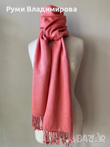 Коралово розов шал от 70% пашмина и 30% коприна, снимка 4 - Шалове - 53882591