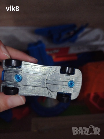 НОВА!!!Hot wheels писта+Подарък Blaze Storm с меки патрони, снимка 8 - Коли, камиони, мотори, писти - 54182038