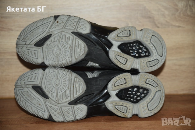 Mizuno оригинални маратонки номер 45, но са уголемени, снимка 5 - Маратонки - 53793644