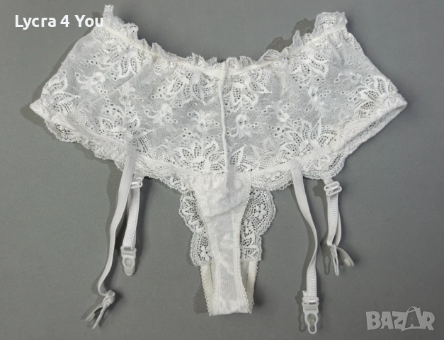 Нови бели дантелени полупрашки с вградени жартиери, снимка 4 - Бельо - 53144424
