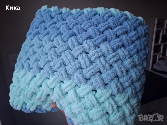 Ръчно плетено бебешко одеяло , снимка 4 - Спално бельо и завивки - 53671449
