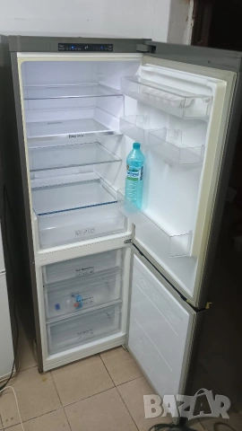 хладилник с фризер Samsung inverter, снимка 6 - Хладилници - 53399213