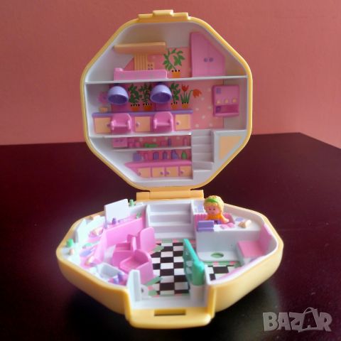 Мини кукла Polly Pocket Hairdressing Salon Bluebird 1990, снимка 16 - Колекции - 45905595