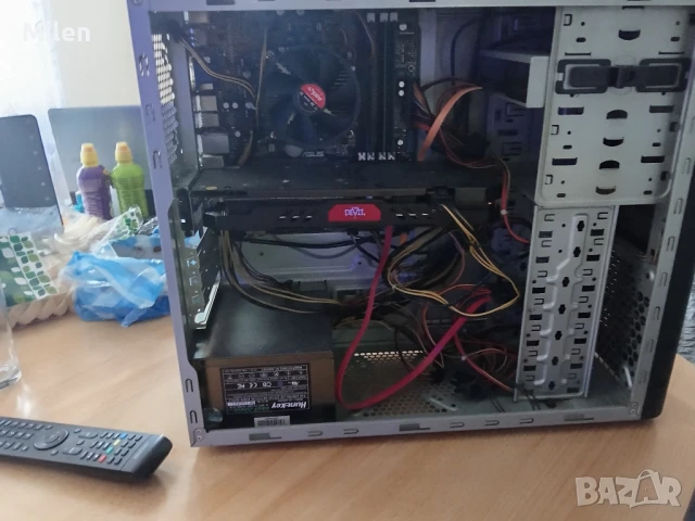 Gaming Настолен компютър AMD RX570 4-GB, снимка 3 - Геймърски - 51240244