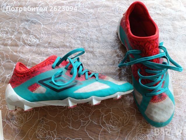 Бутонки Umbro 37.5, снимка 2 - Футбол - 46745801