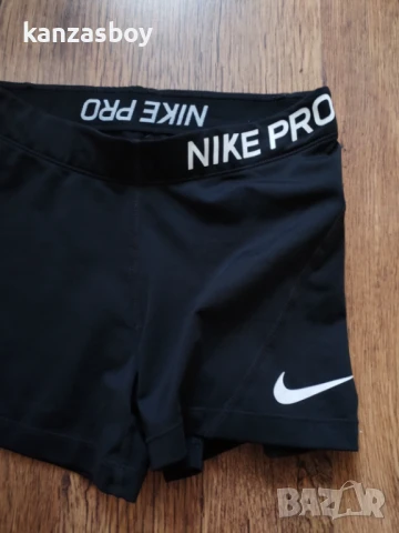 Nike Pro Short - страхотни дамски шорти С, снимка 4 - Къси панталони и бермуди - 51221381
