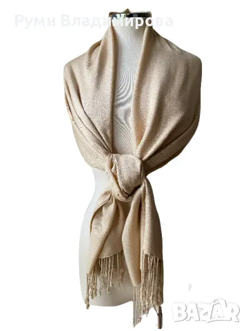 Бежов шал от 100 % вискоза, снимка 2 - Шалове - 49744902
