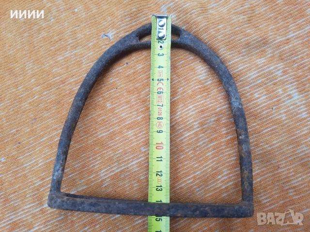 Ковано стреме за седло, снимка 2 - Антикварни и старинни предмети - 52538692